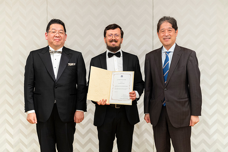 With Dr Juloski (Centre) and the Hosting Professors from The University of Tokyo Hospital (Left)  and The Cancer Institute Hospital of JFCR (Right).